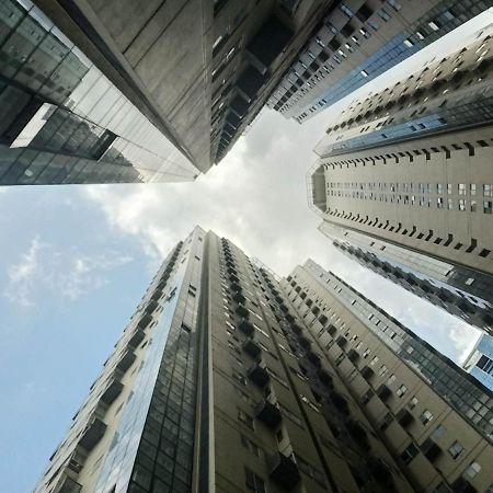 Fort Victoria Condominium Tower C タギッグ エクステリア 写真