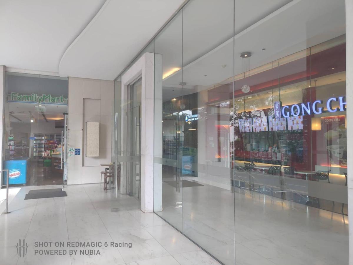 Fort Victoria Condominium Tower C タギッグ エクステリア 写真