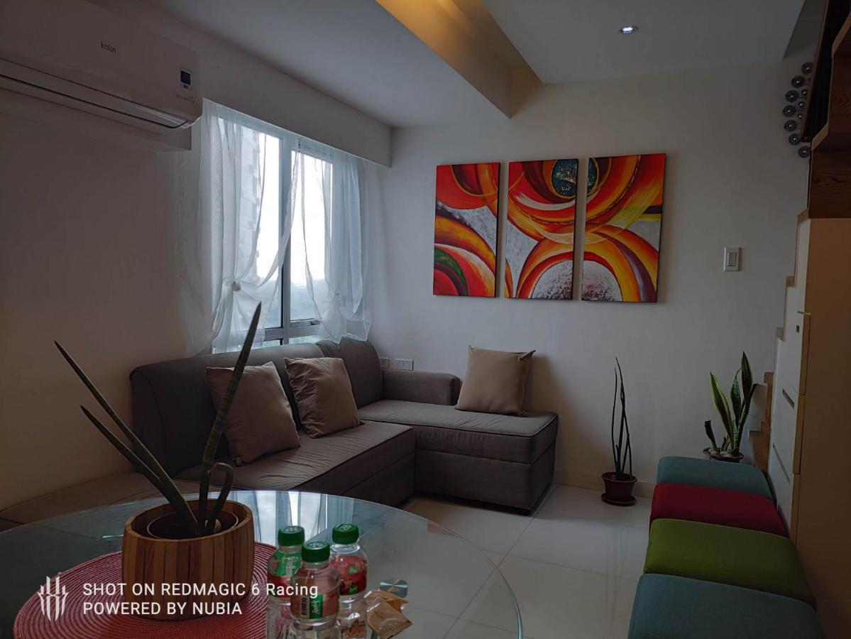 Fort Victoria Condominium Tower C タギッグ エクステリア 写真