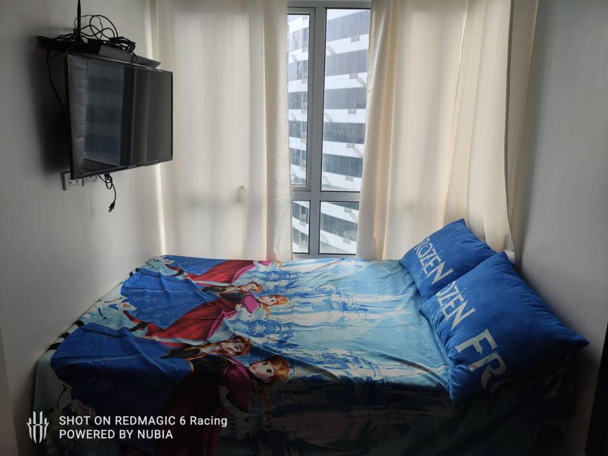 Fort Victoria Condominium Tower C タギッグ エクステリア 写真
